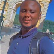 Professeur/tuteur pour l'aide au devoirs et soutien scolaire, donne aussi des cours particulier